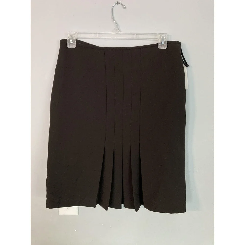 Tahari Arthur S. Levine brand tahari